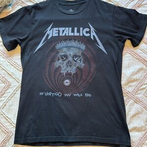 Metallica Black Graphic Tee